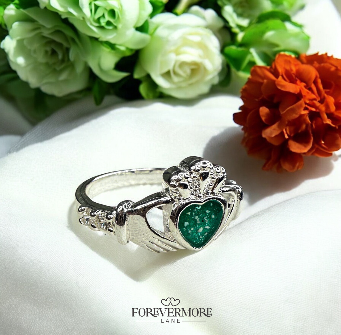 Niamh Claddagh Ring