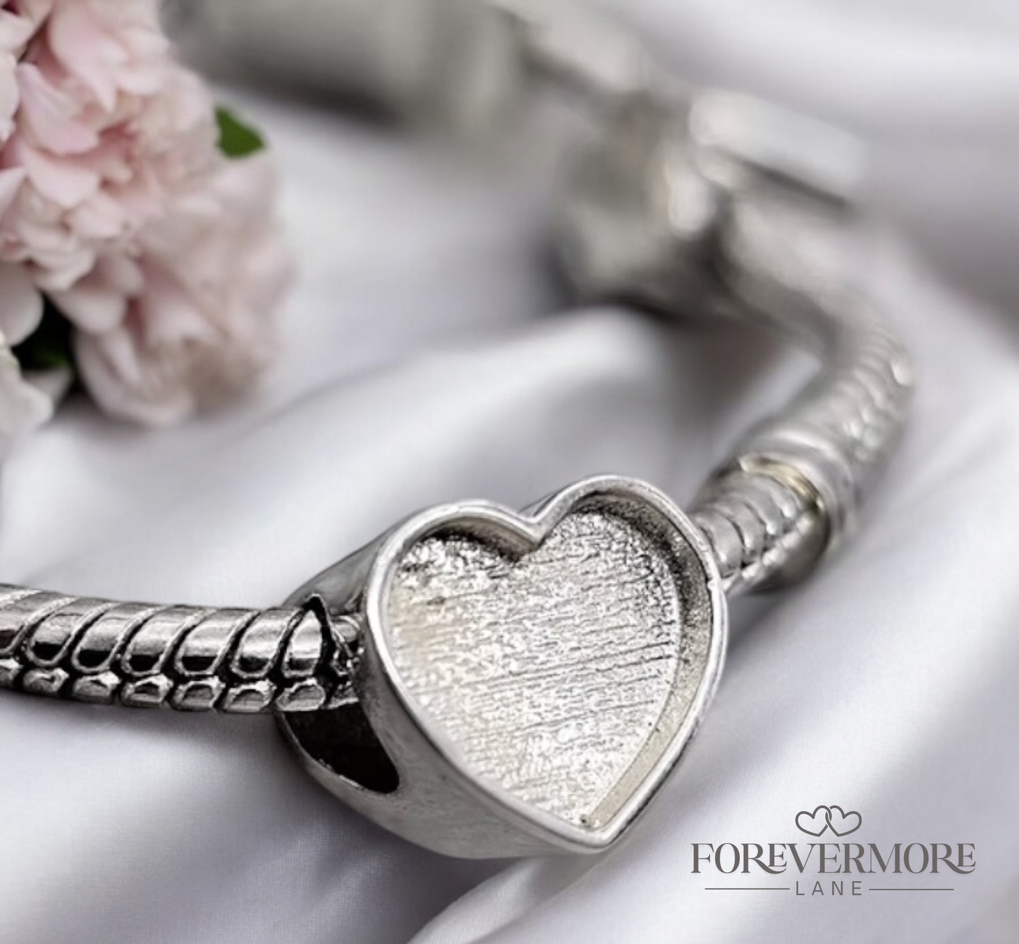 Everly Heart Charm