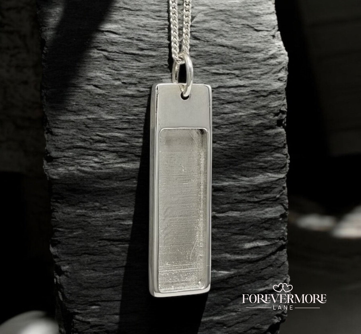 Christopher Oblong Bar Pendant